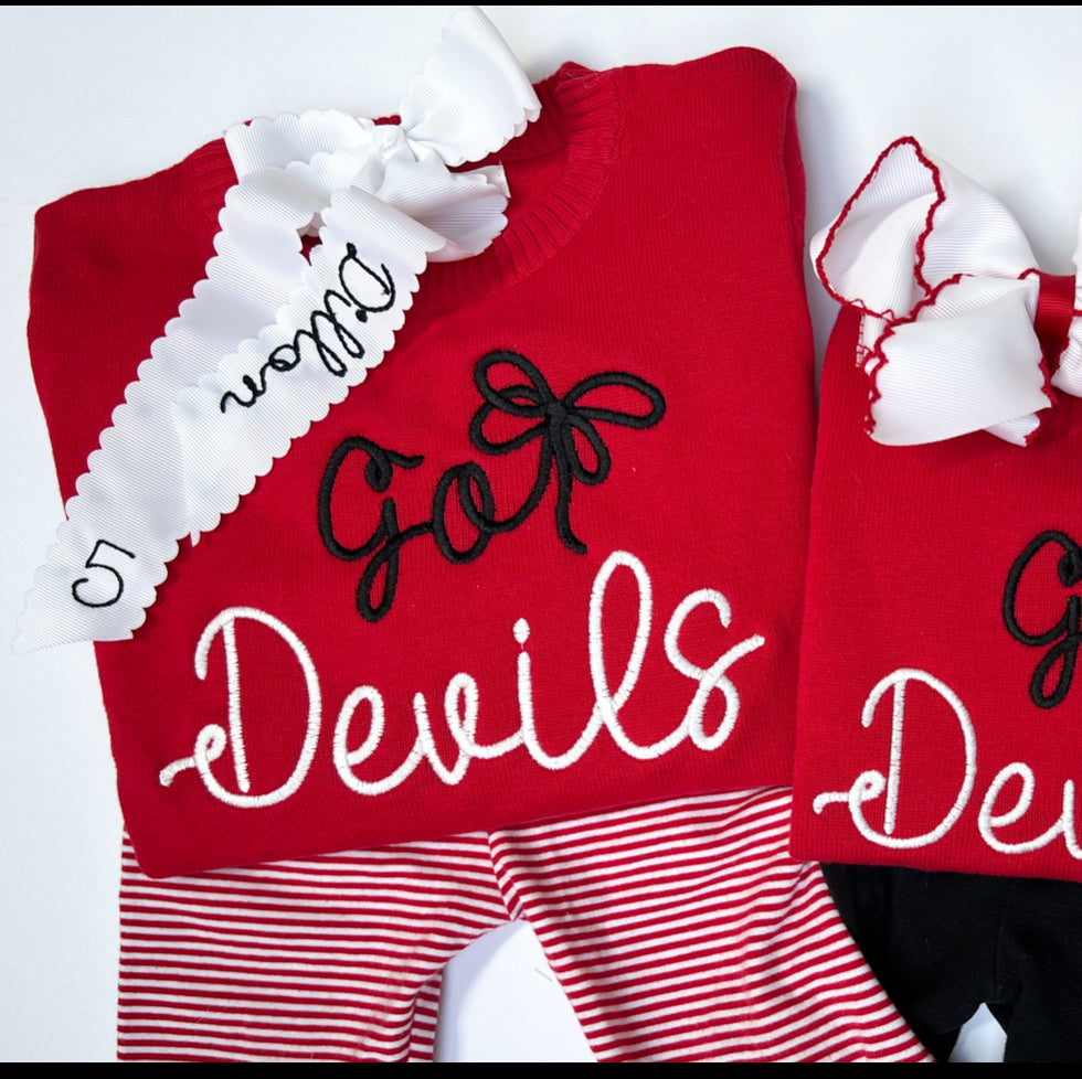 Go Custom bow sweater