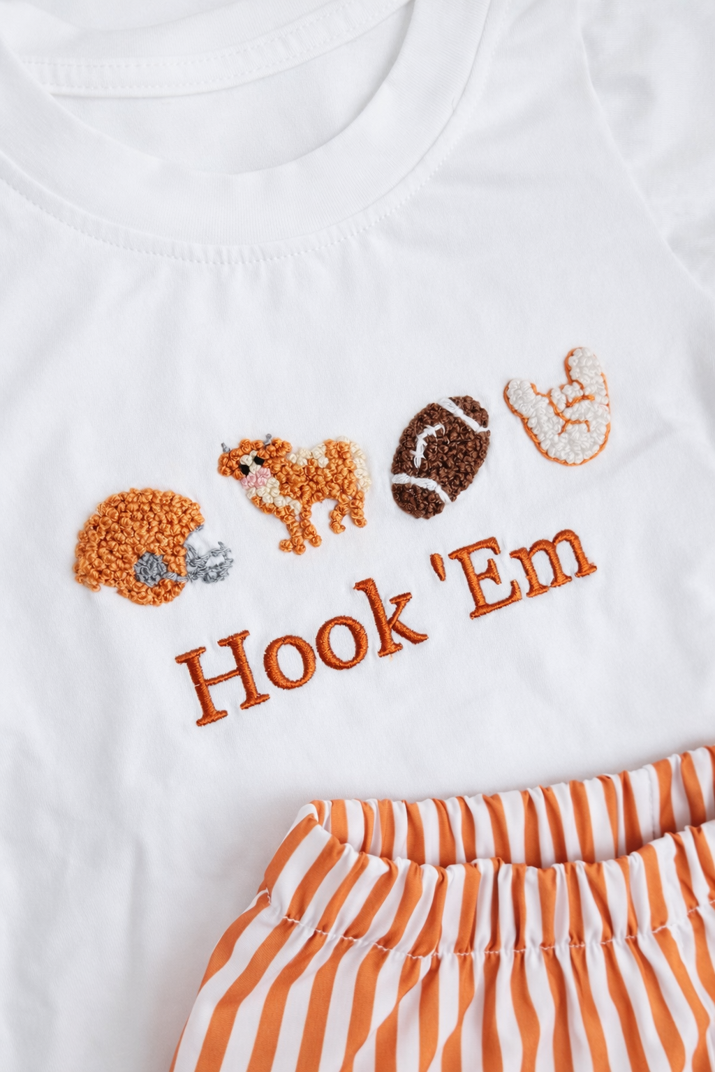 Hook ‘Em French knot short set